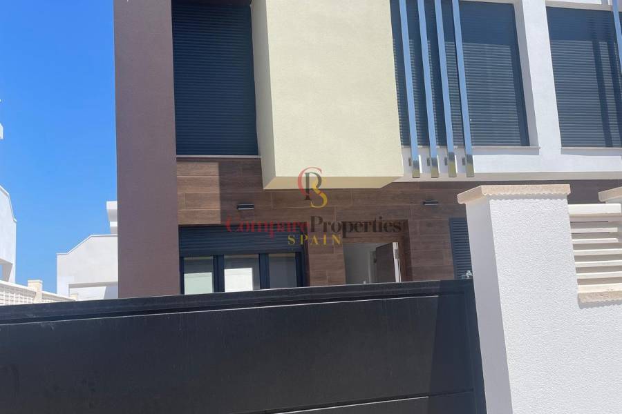 Sale - Semi-Detached Villa - El Vergel - Zona residencial