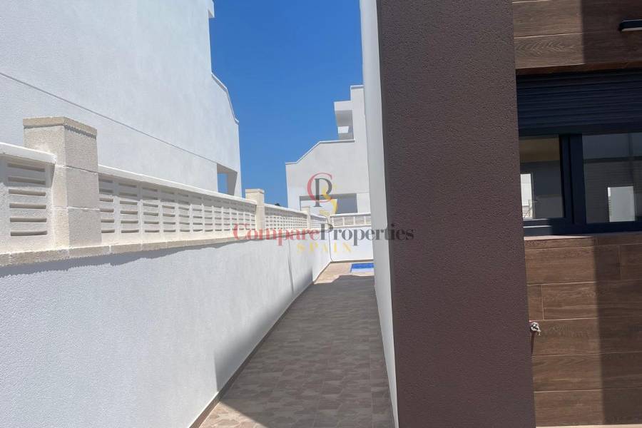 Sale - Semi-Detached Villa - El Vergel - Zona residencial