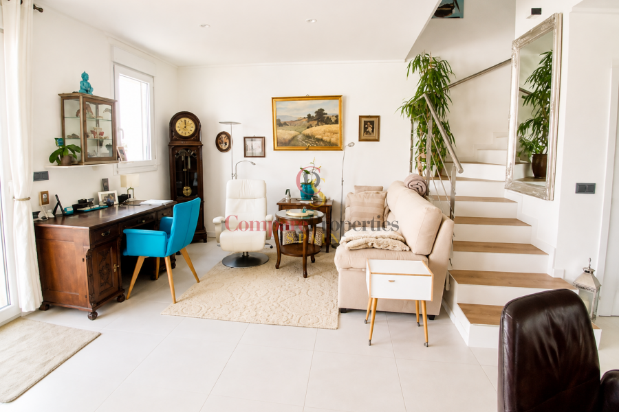Sale - Semi-Detached Villa - El Vergel - Zona residencial