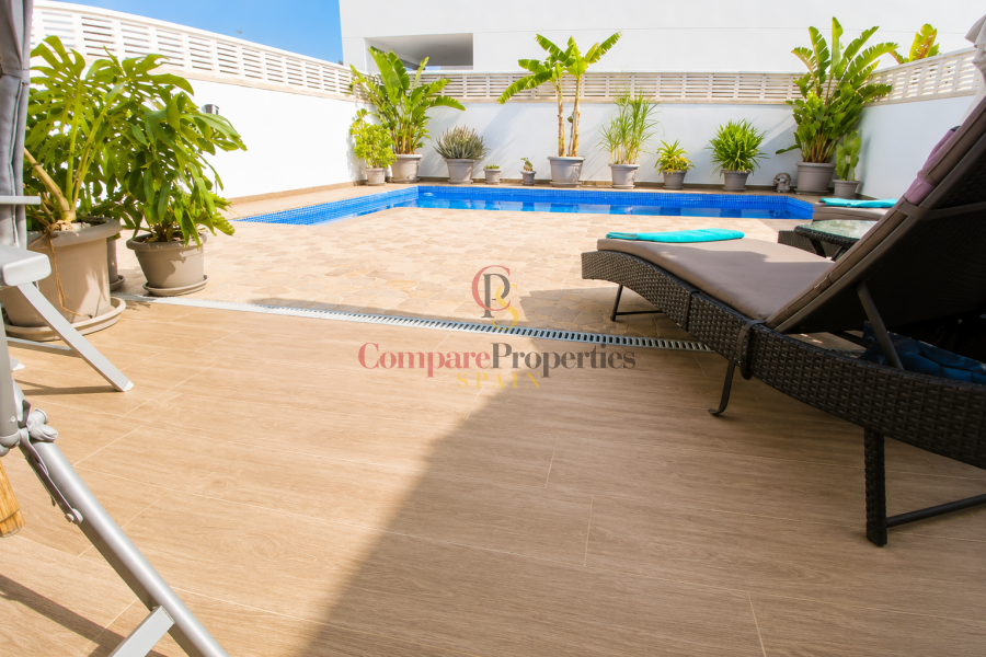 Sale - Semi-Detached Villa - El Vergel - Zona residencial
