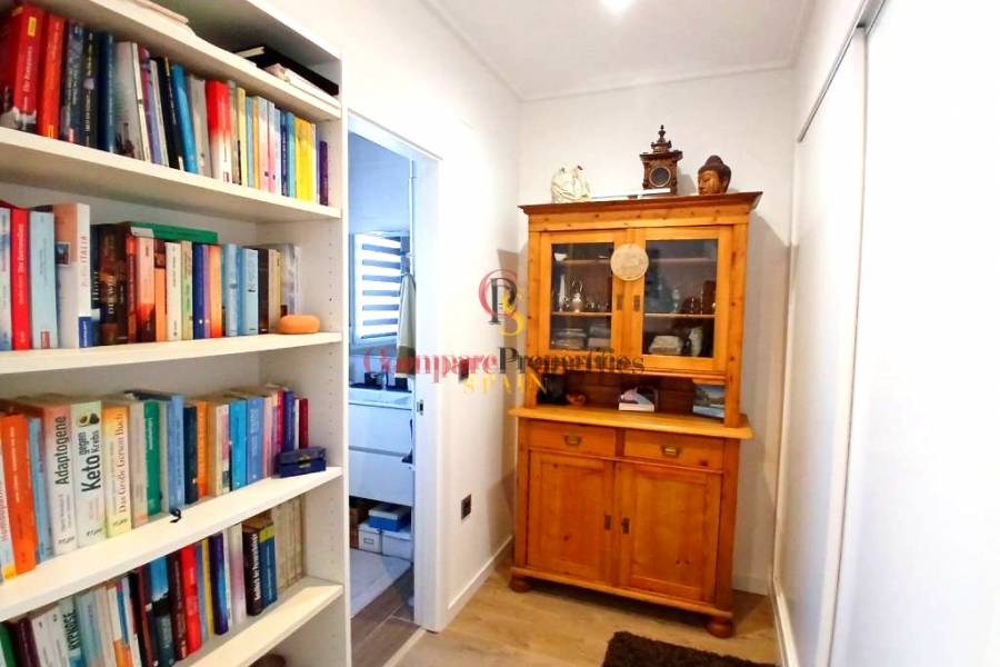 Sale - Semi-Detached Villa - El Vergel - Zona residencial