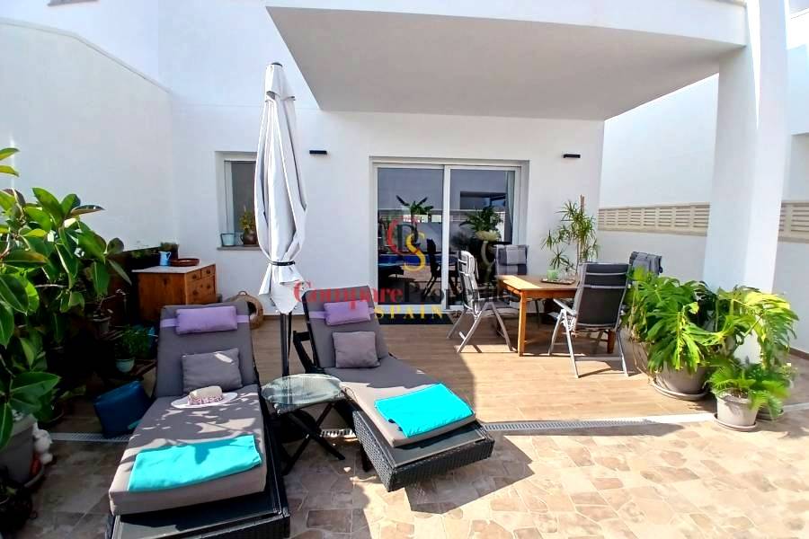 Sale - Semi-Detached Villa - El Vergel - Zona residencial