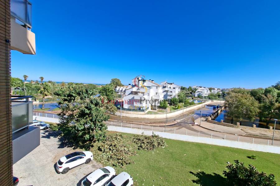 Sale - Apartment - El Vergel - 